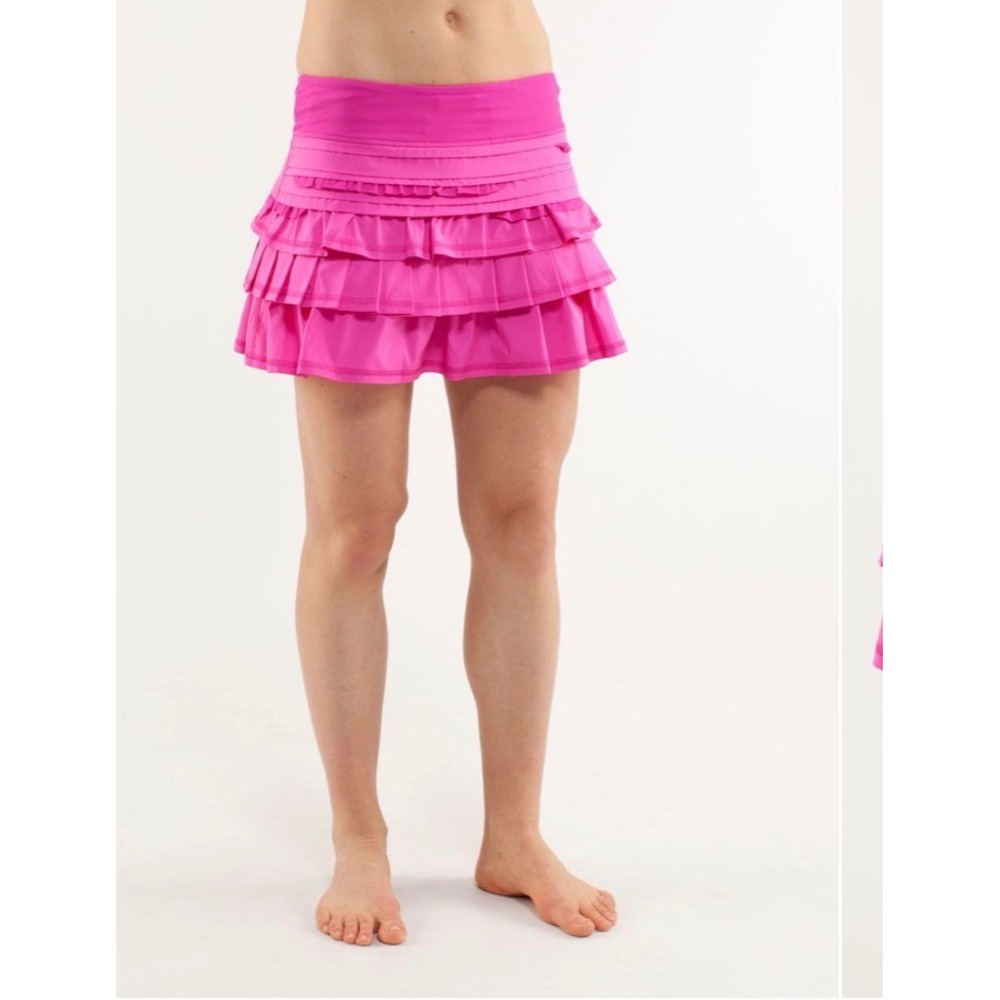 Lululemon Run Back on track skirt Pink